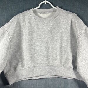 Zara pullover light gray crewneck cropped sweater